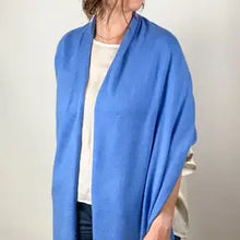 Load image into Gallery viewer, Gigi Lightweight cashmere scarf