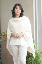 Load image into Gallery viewer, 100% Cashmere Ponchos
