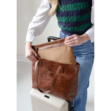 Load image into Gallery viewer, Sondra Laptop Tote in Black