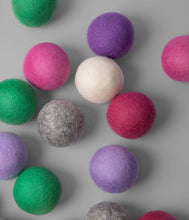 Load image into Gallery viewer, Loose Wool Dryer Balls