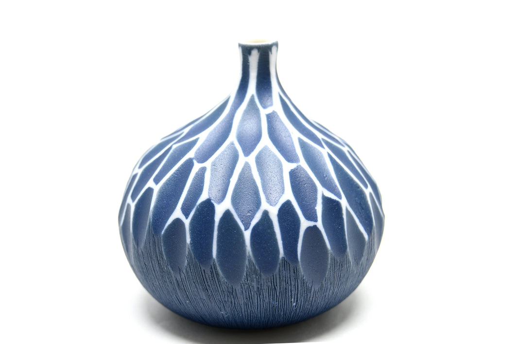 192W69BLUE CONGO TINY S - WO 69 BLUE Porcelain bud vase